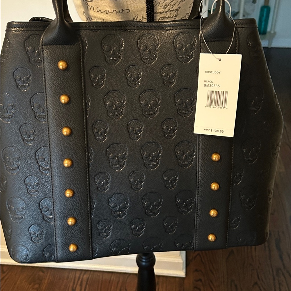 Betsey Johnson Black Embossed Skull Shoulder Bag - Picture 10 of 14